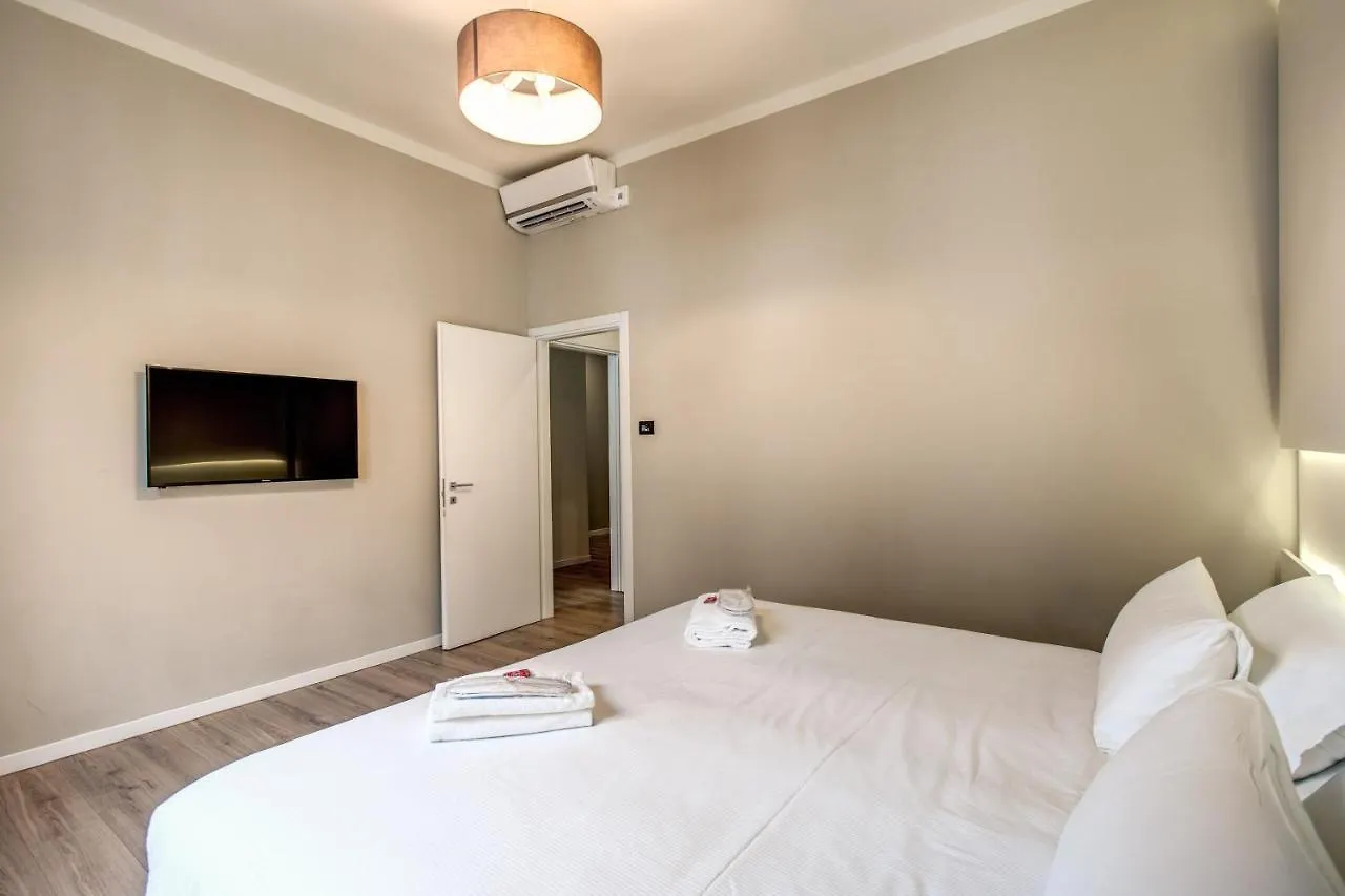 Suite Santa Tecla Milão